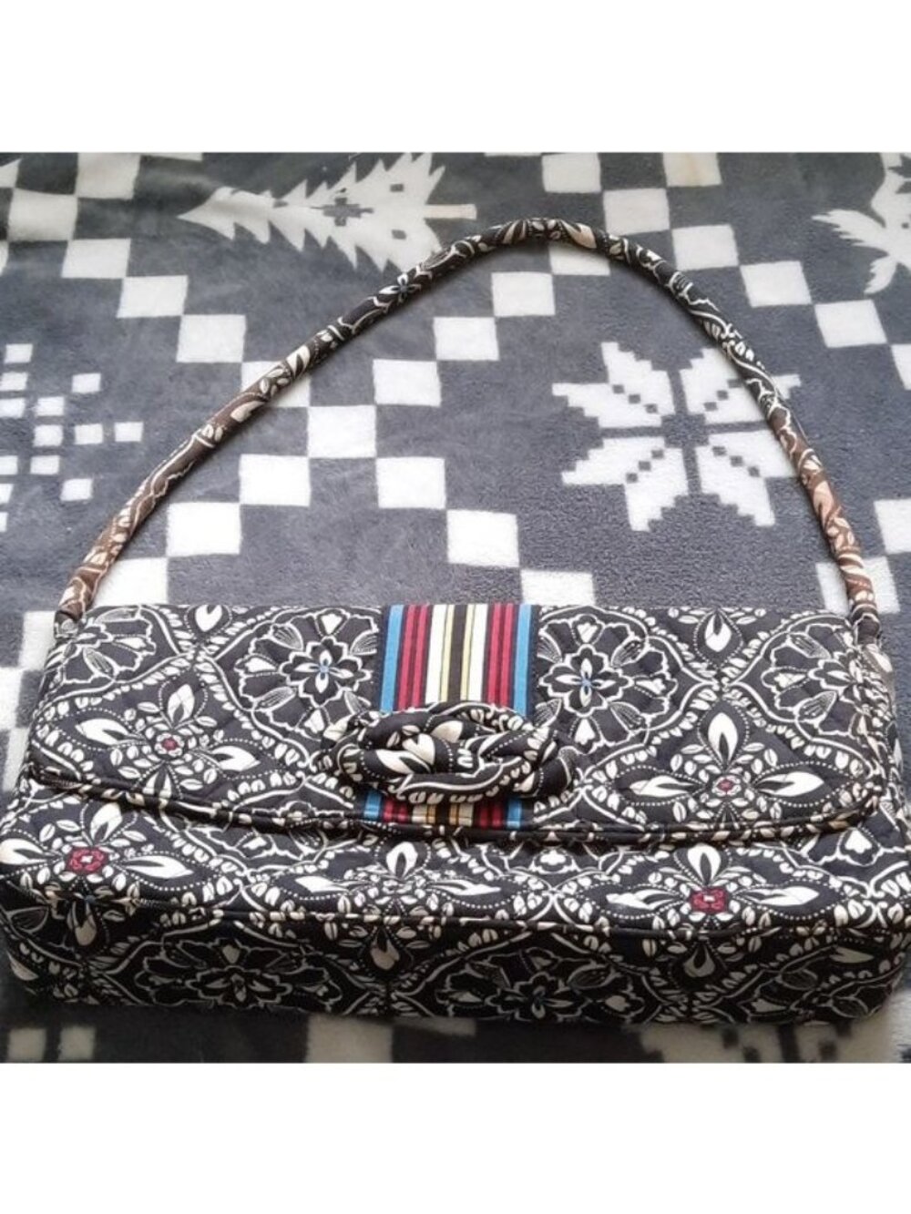 Vera Bradley Barcelona Fall 2010 Envelope Snap Closure Shoulder Bag Handbag